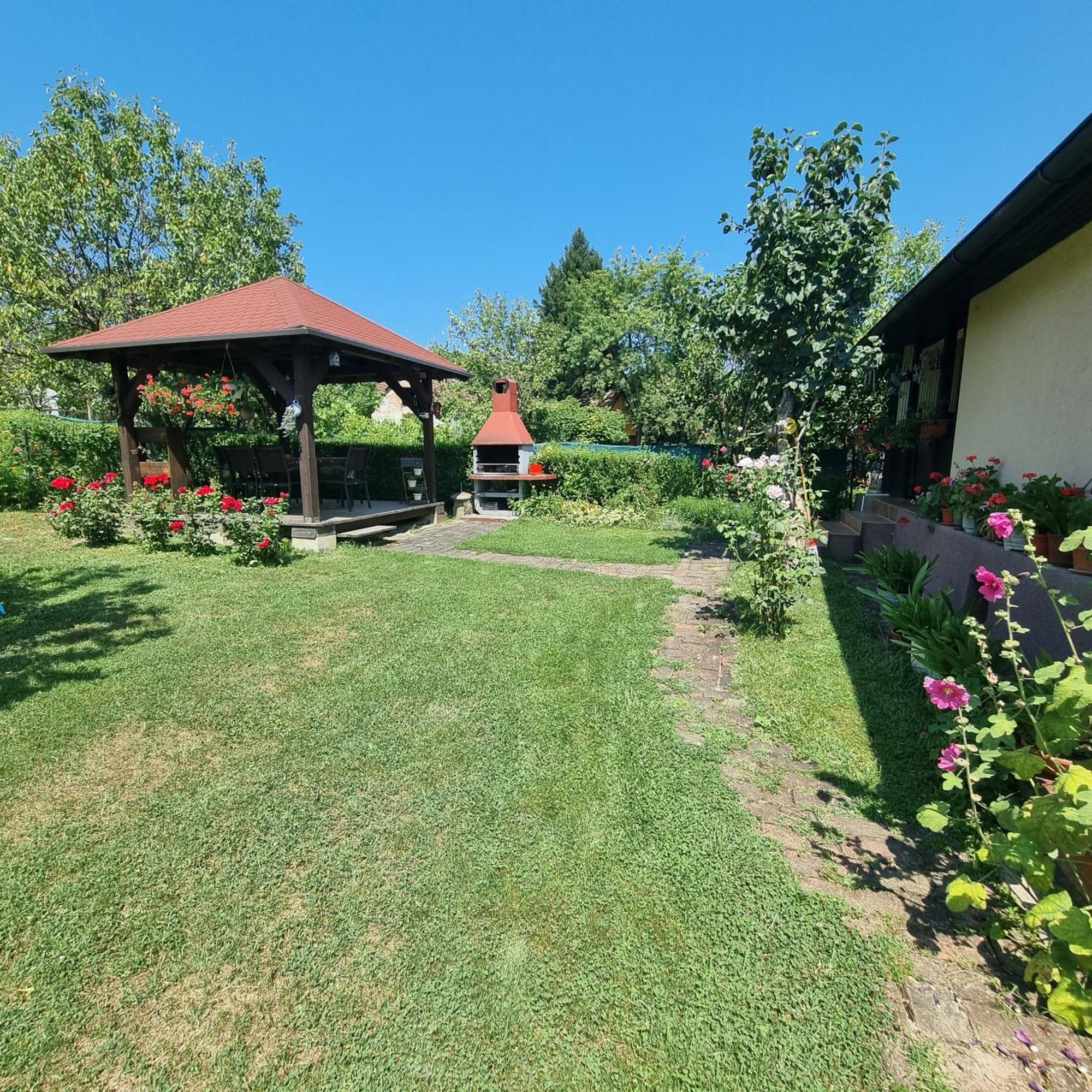 Kuca Za Odmor Bajtica Villa Jesenovec Esterno foto