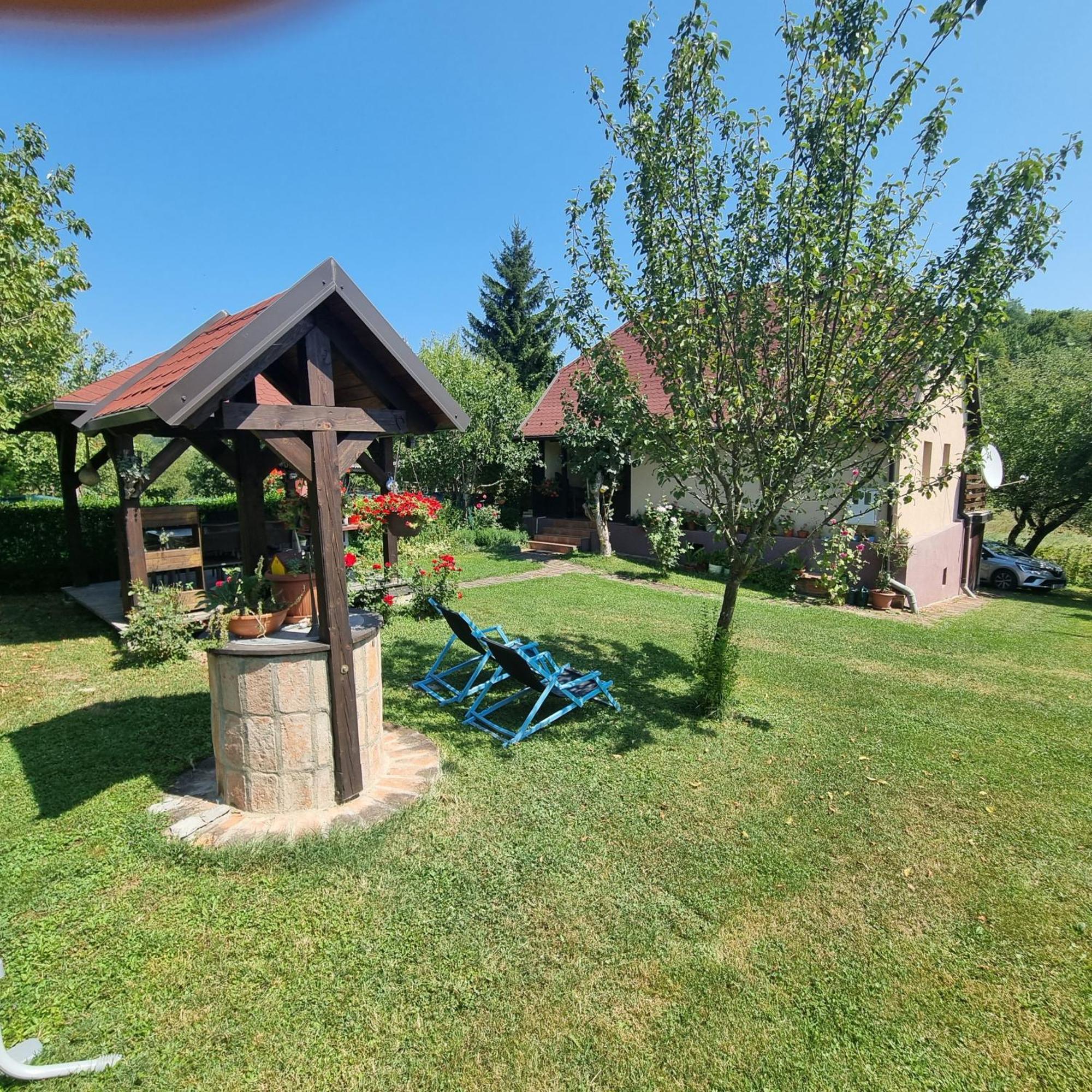 Kuca Za Odmor Bajtica Villa Jesenovec Esterno foto